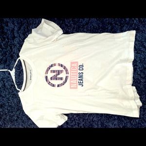 White Tshirt !! New!!